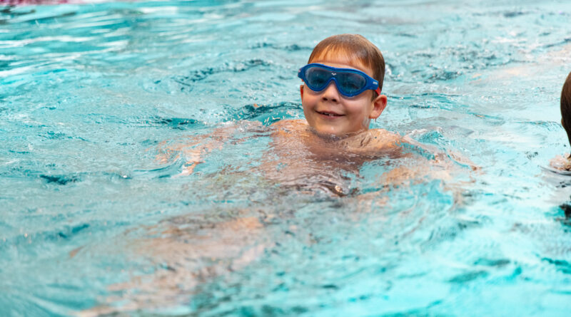 Spaß, Teamgeist und strahlende Gesichter beim heutigen Kinderschwimmtraining!